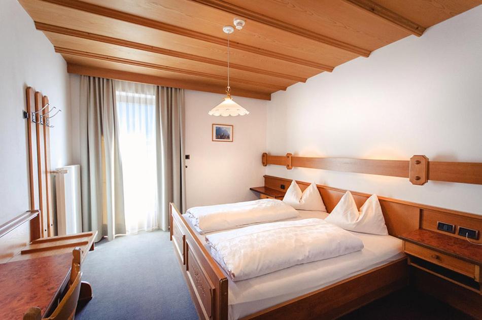 Smy Koflerhof Wellness & Spa Dolomiti Разун ди Сопра Стая снимка